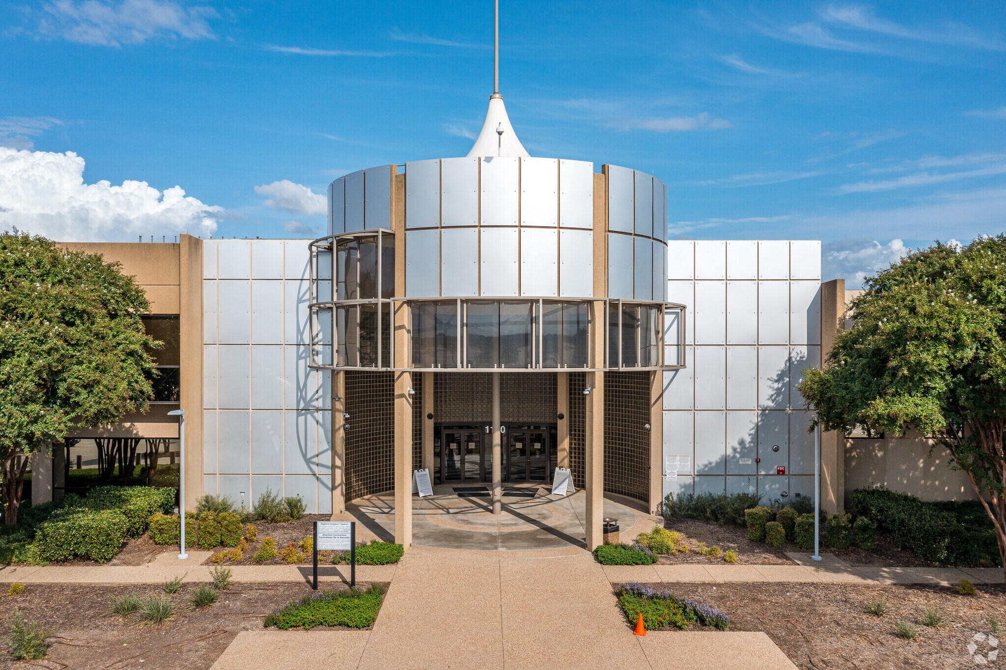 5555 N Beach St, Fort Worth, TX 76137 Flex for Lease