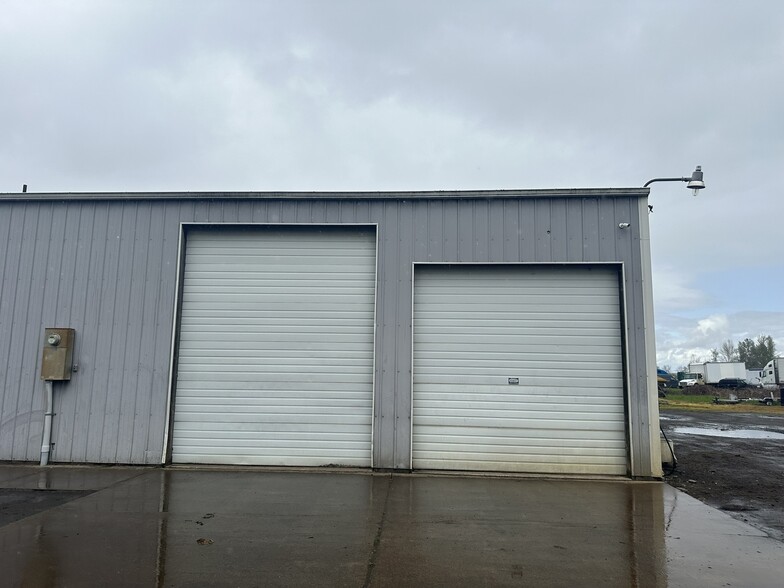 3901 Timbet Dr SE, Salem, OR for lease - Building Photo - Image 2 of 2