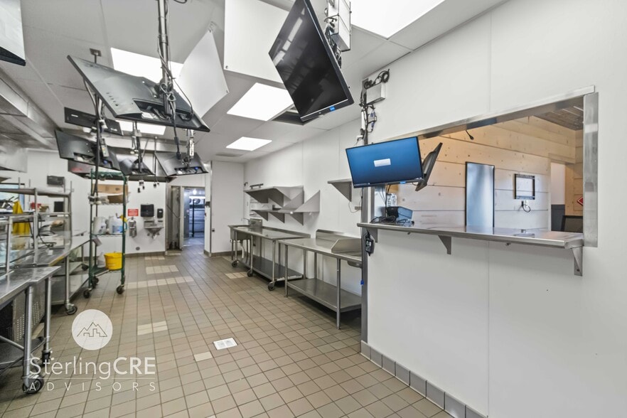 1450 Prospect Ave, Helena, MT for sale - Building Photo - Image 2 of 19