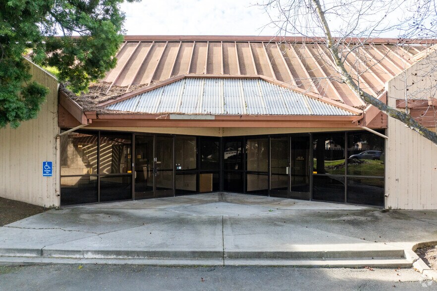 47531 Warm Springs Blvd, Fremont, CA for lease - Building Photo - Image 3 of 5