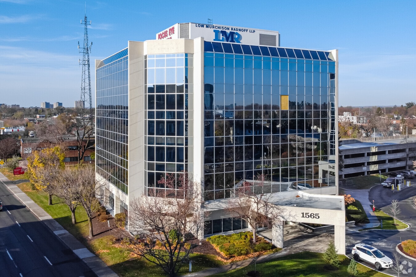 1565 Carling Ave, Ottawa, ON K1Z