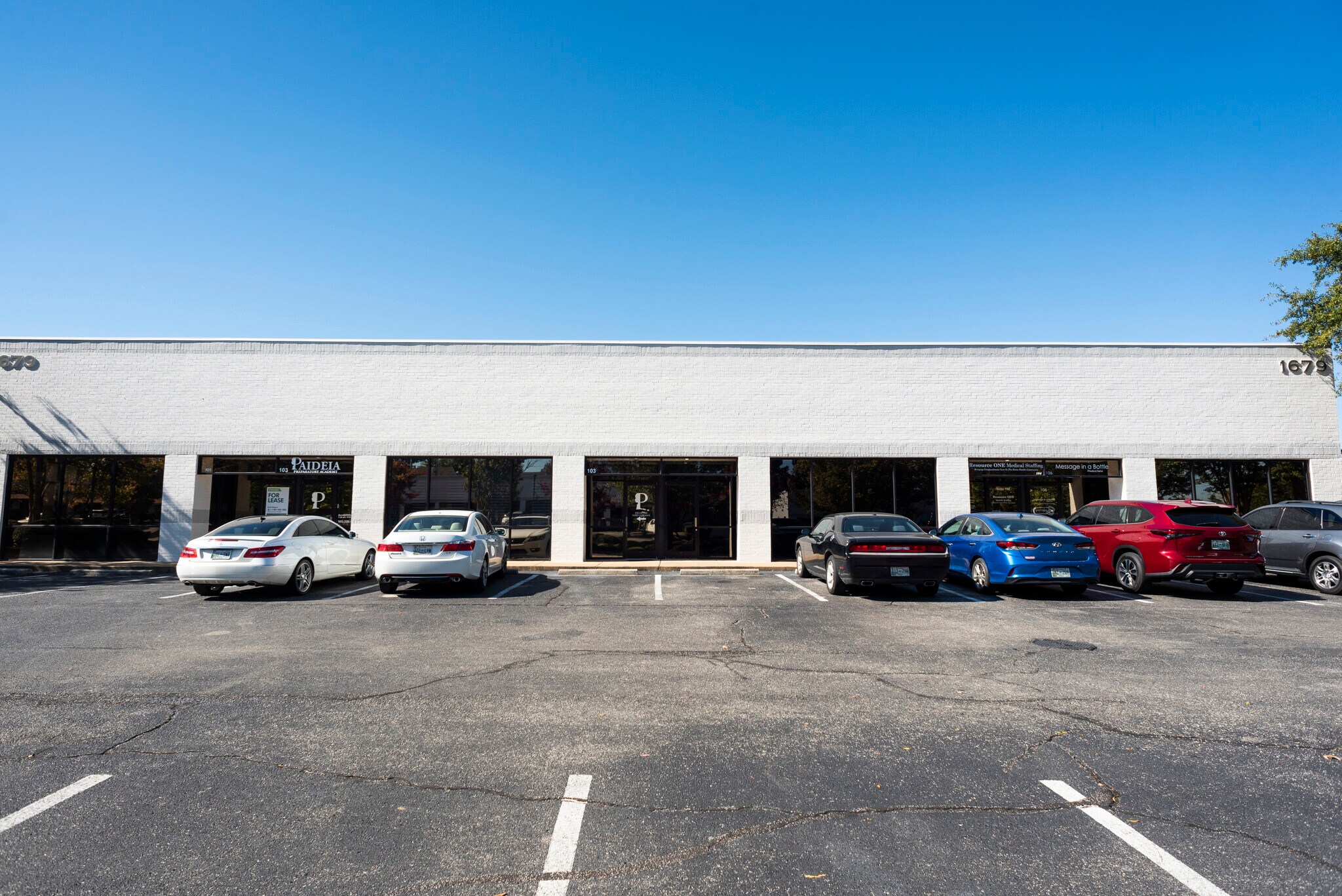 1679 Bonnie Ln, Cordova, TN for lease Building Photo- Image 1 of 4