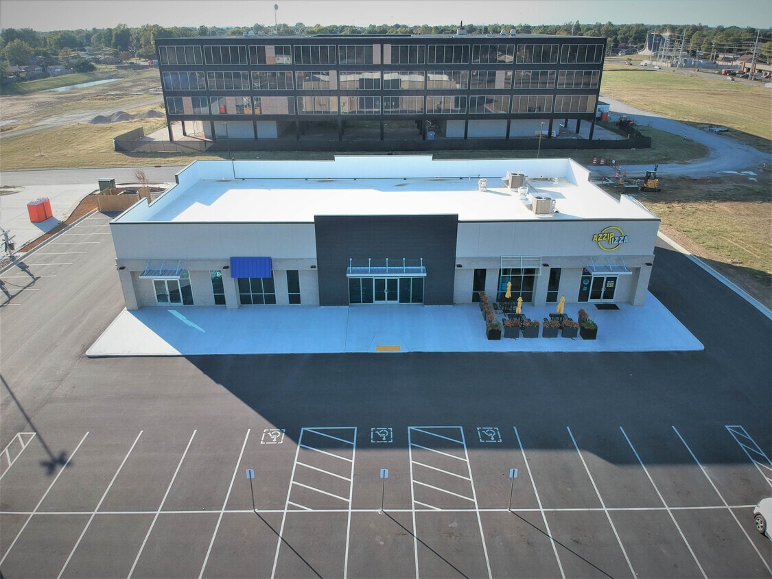 3800 Frederica St, Owensboro, KY 42301 The Shoppes at 3800 Frederica