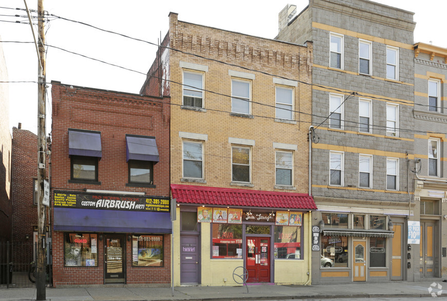 2204 E Carson St, Pittsburgh, PA for sale - Primary Photo - Image 1 of 1