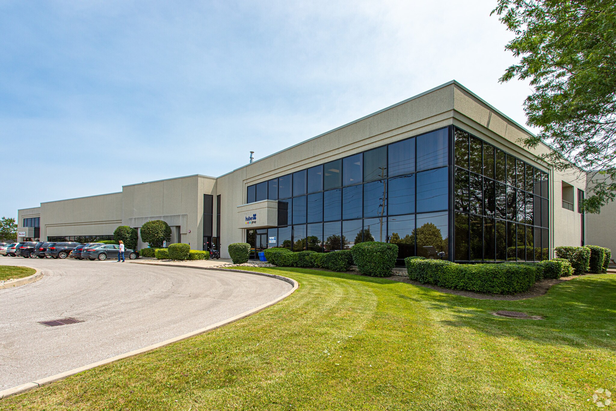 2150 Drew Rd, Mississauga, ON for lease Primary Photo- Image 1 of 4