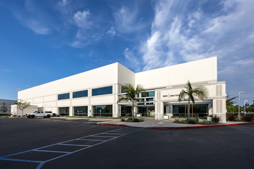 19531 Pauling, Foothill Ranch, CA 92610 Industrial for Lease