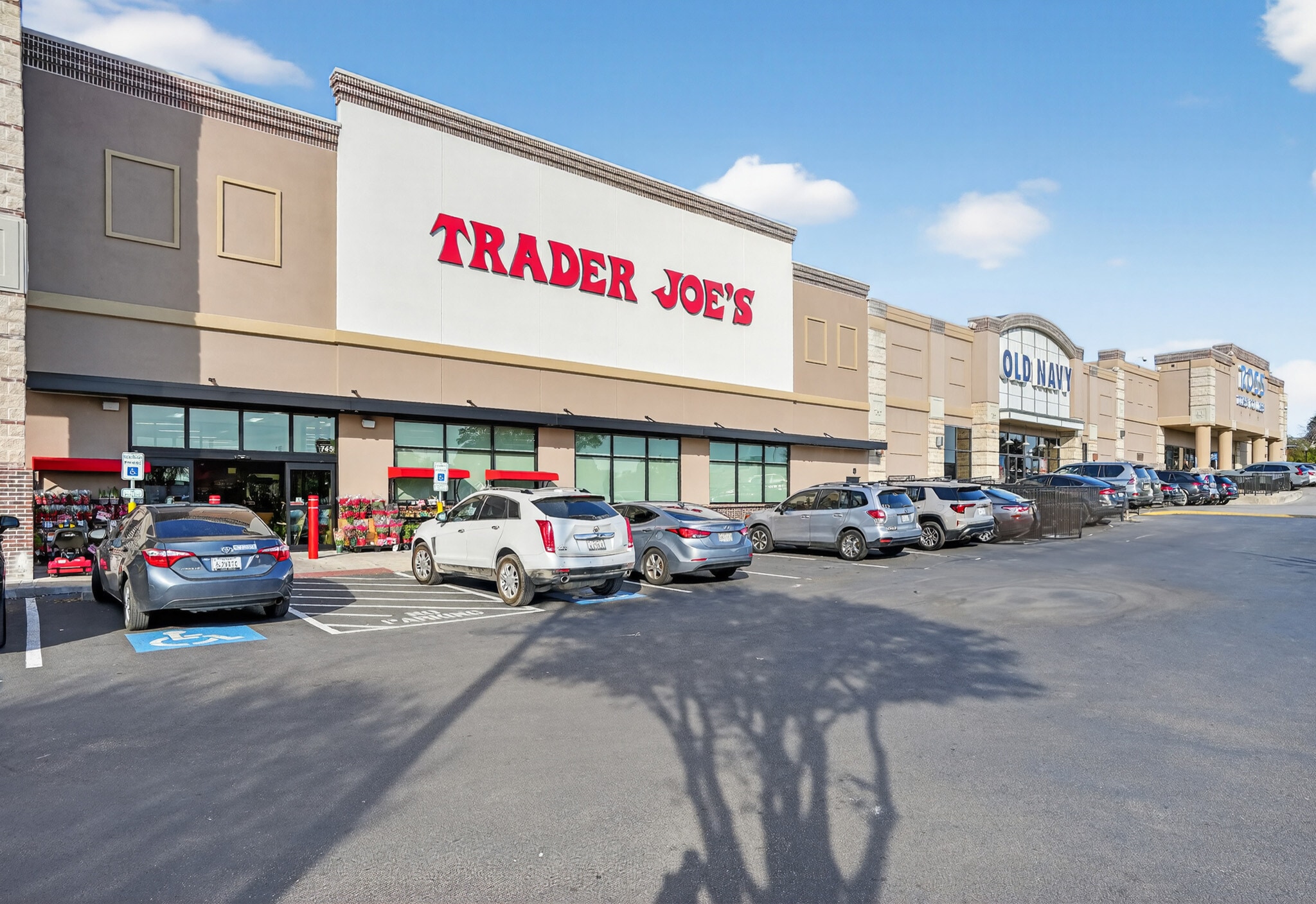 11745 W IH-10, San Antonio, TX for lease Primary Photo- Image 1 of 8