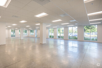 650 E Hospitality Ln, San Bernardino, CA for lease Interior Photo- Image 2 of 9