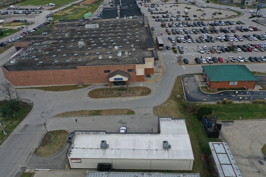 100 Lawrence ln, Shepherdsville, KY for sale - Building Photo - Image 2 of 9