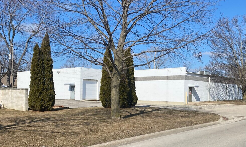 1309 W Lorain St, Monroe, MI for sale - Primary Photo - Image 1 of 3