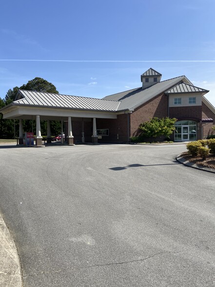 25 Gateway Business Park Dr, Ringgold, GA for sale - Building Photo - Image 2 of 8