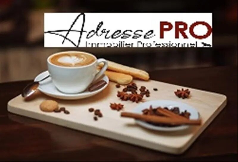 Retail in Saint-Jean-de-Luz for lease Building Photo- Image 1 of 4