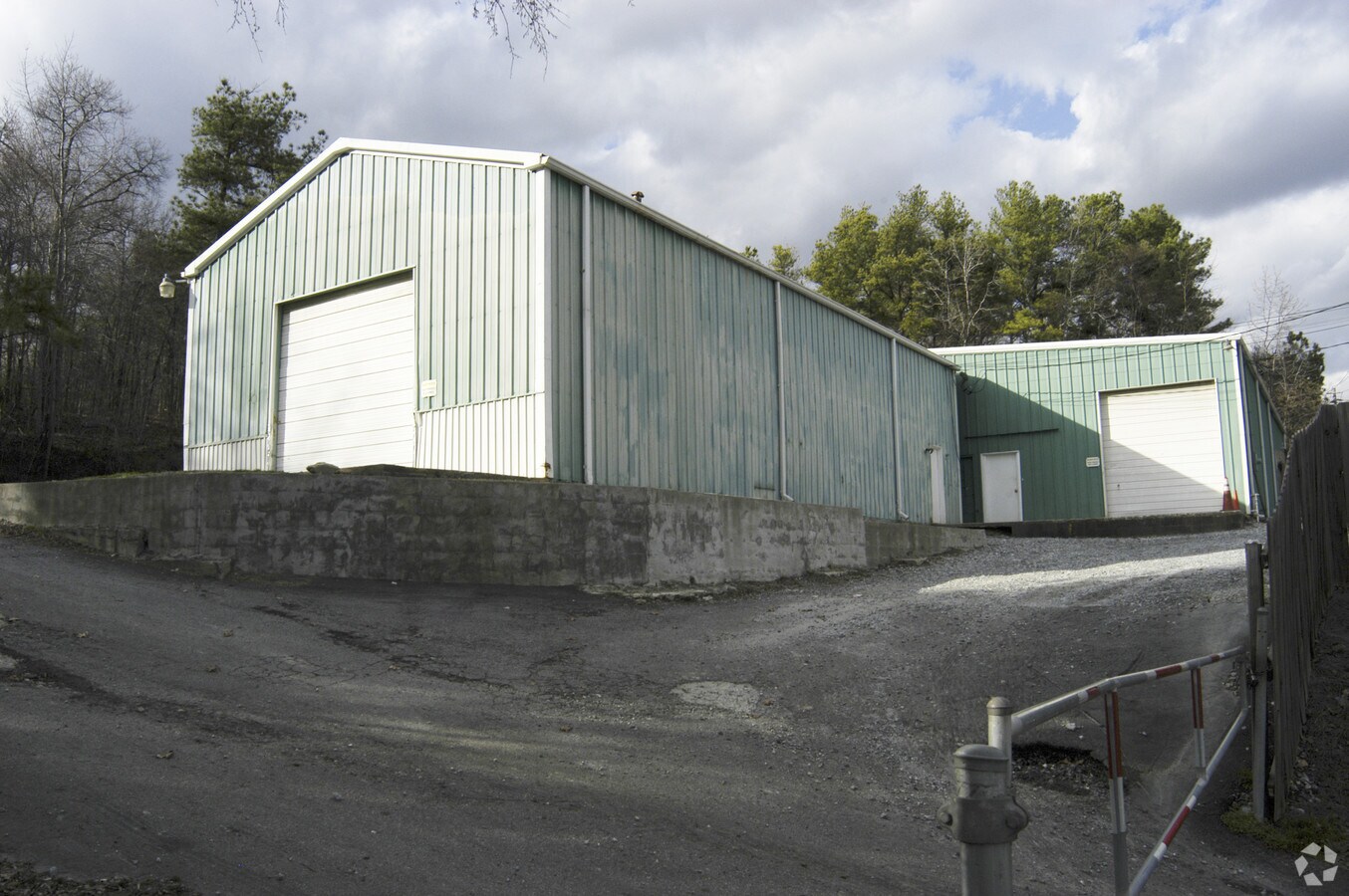 5394 Oakdale Rd, Smyrna, GA 30082