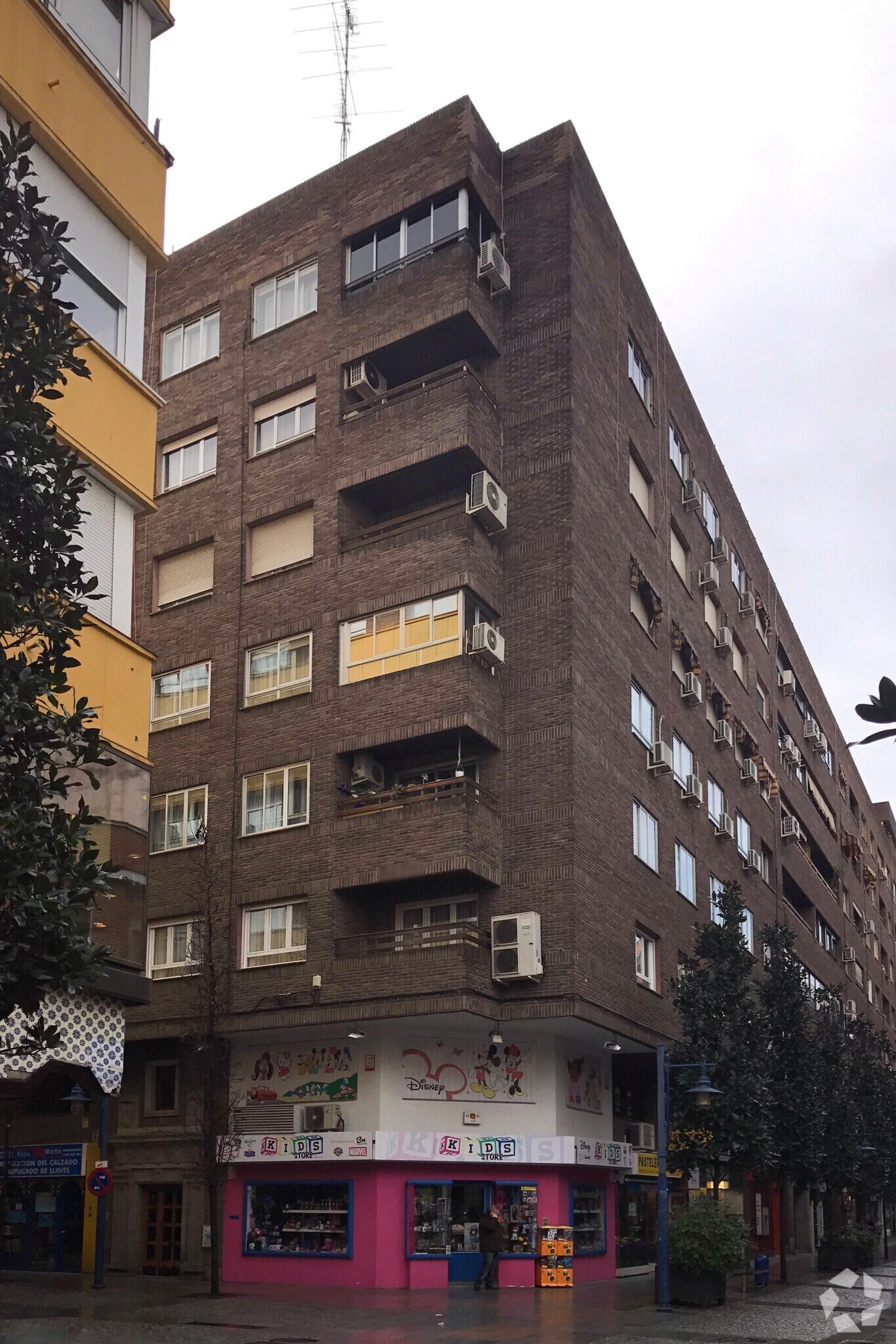 Calle de Trinidad, 4, Talavera de la Reina, Toledo for lease Primary Photo- Image 1 of 3