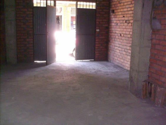 Retail in Ponferrada, León for lease - Building Photo - Image 1 of 5