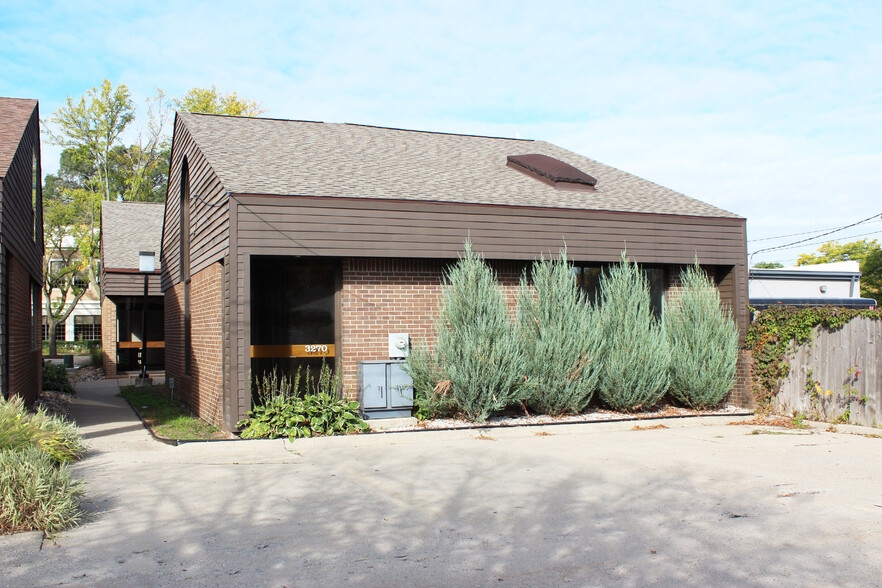 3270 Coolidge Hwy, Berkley, MI for lease - Building Photo - Image 1 of 1