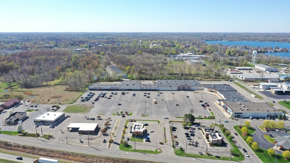 2820-2884 Frontage Rd, Warsaw, IN for sale - Primary Photo - Image 1 of 1