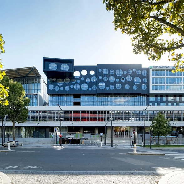 157 Boulevard Macdonald, Paris for lease - Building Photo - Image 1 of 3