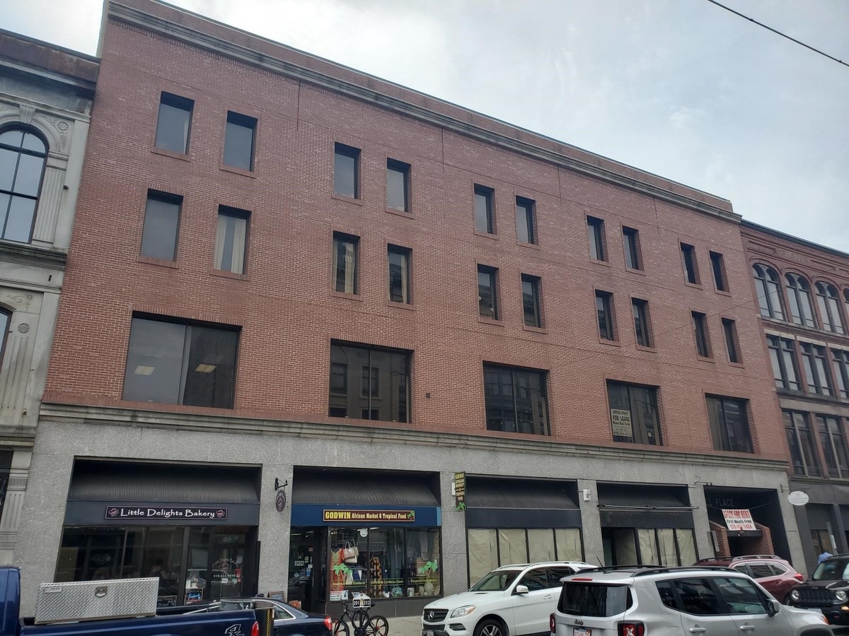 134156 Merrimack St, Lowell, MA 01852