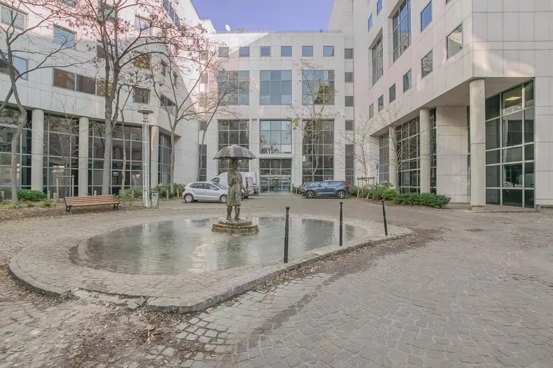 2 Rue Jacques Daguerre, Rueil-Malmaison for lease - Building Photo - Image 1 of 23