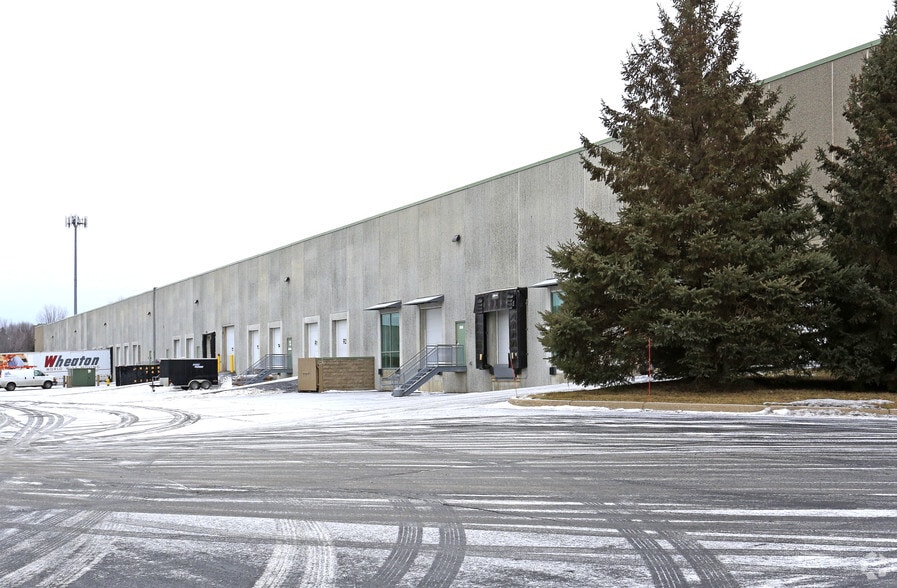 17200 Medina Rd, Plymouth, MN for lease - Building Photo - Image 2 of 7
