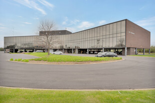 800 Enterprise Dr, Oak Brook IL - Life Science