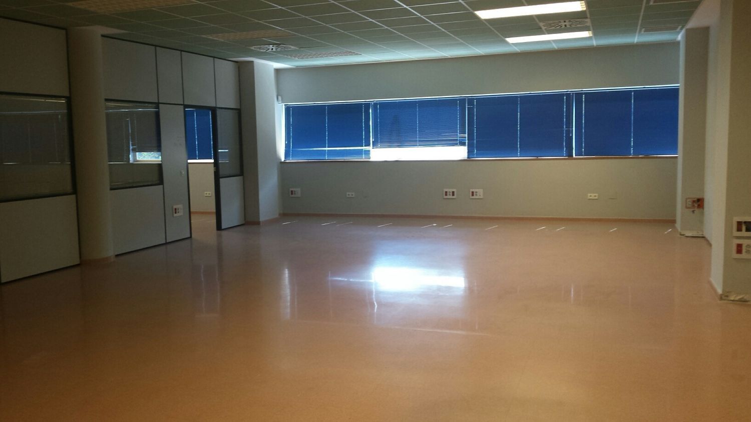 Office in SEVILLA for lease Building Photo- Image 1 of 11