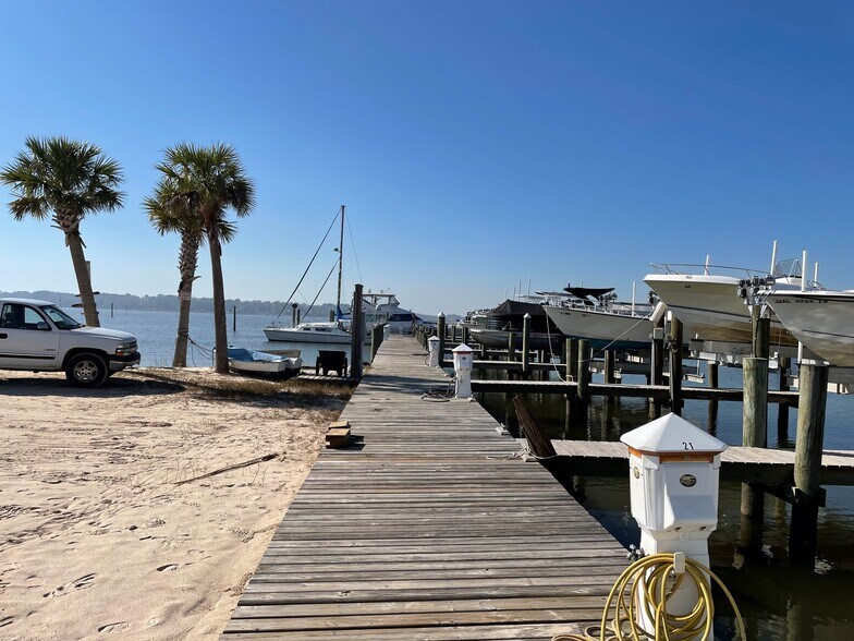 4700 Dauphin Island Pkwy, Mobile, AL 36605