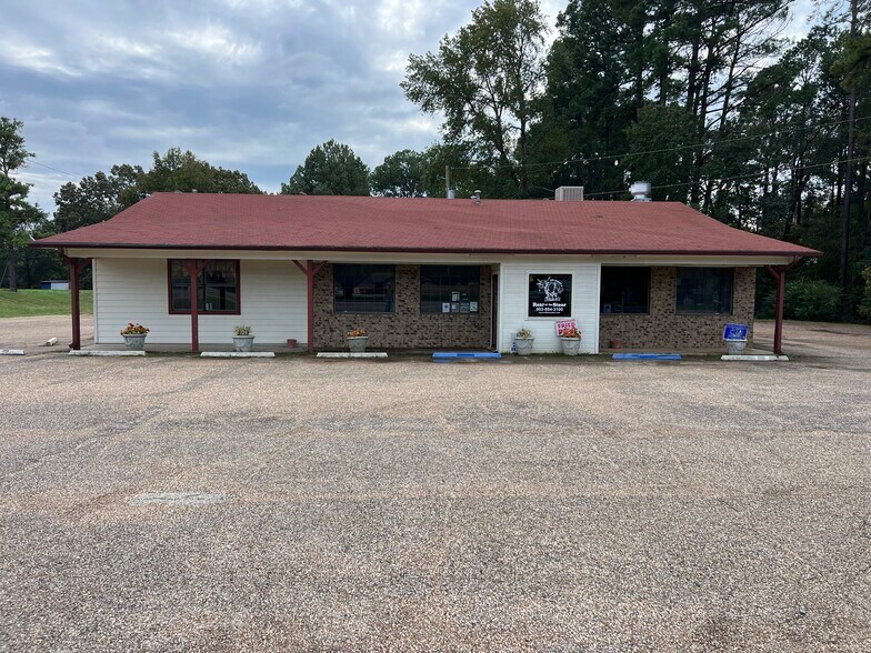 800 E Main St, Omaha, TX for sale - Primary Photo - Image 1 of 1