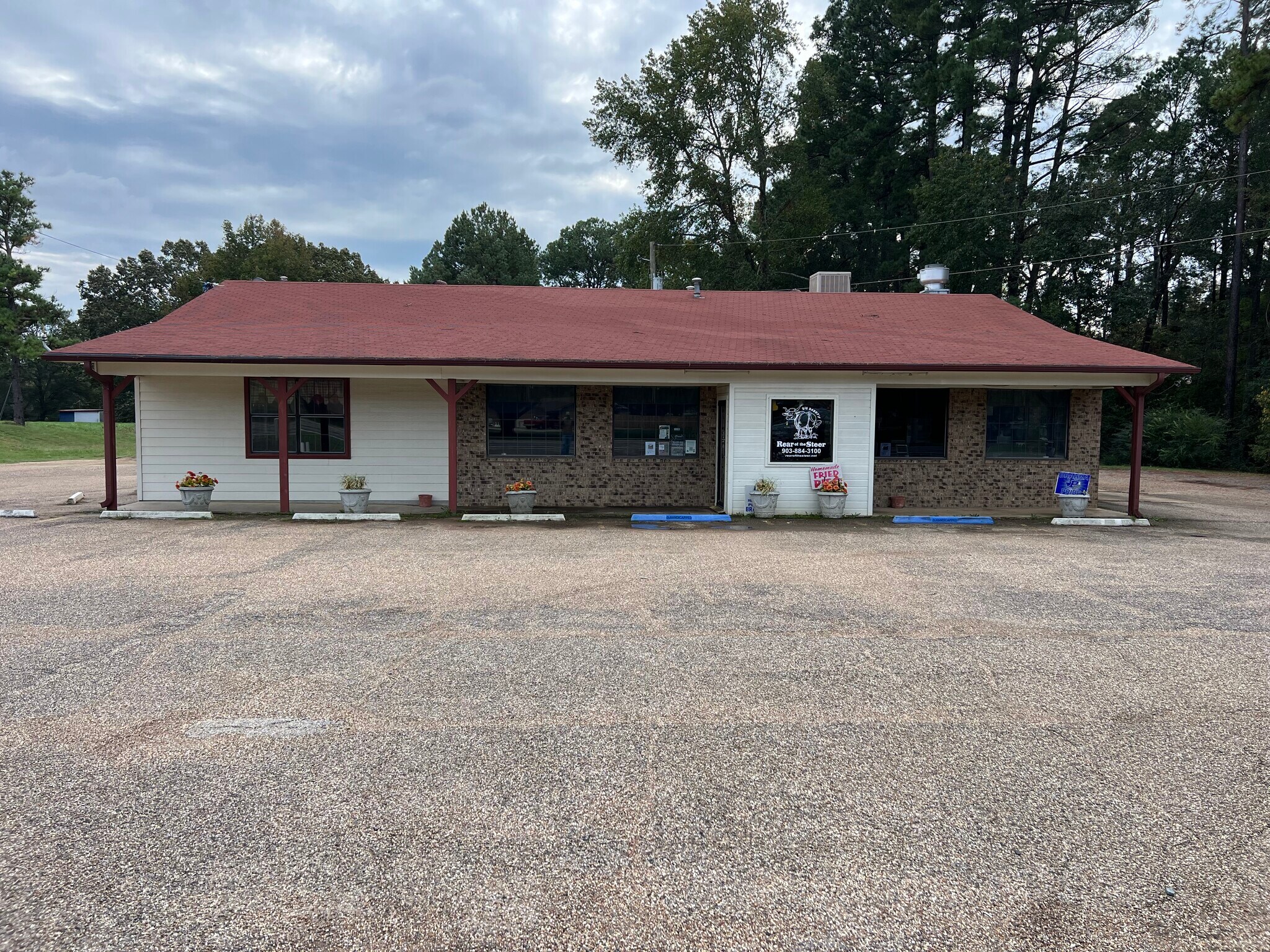 800 E Main St, Omaha, TX for sale Primary Photo- Image 1 of 1
