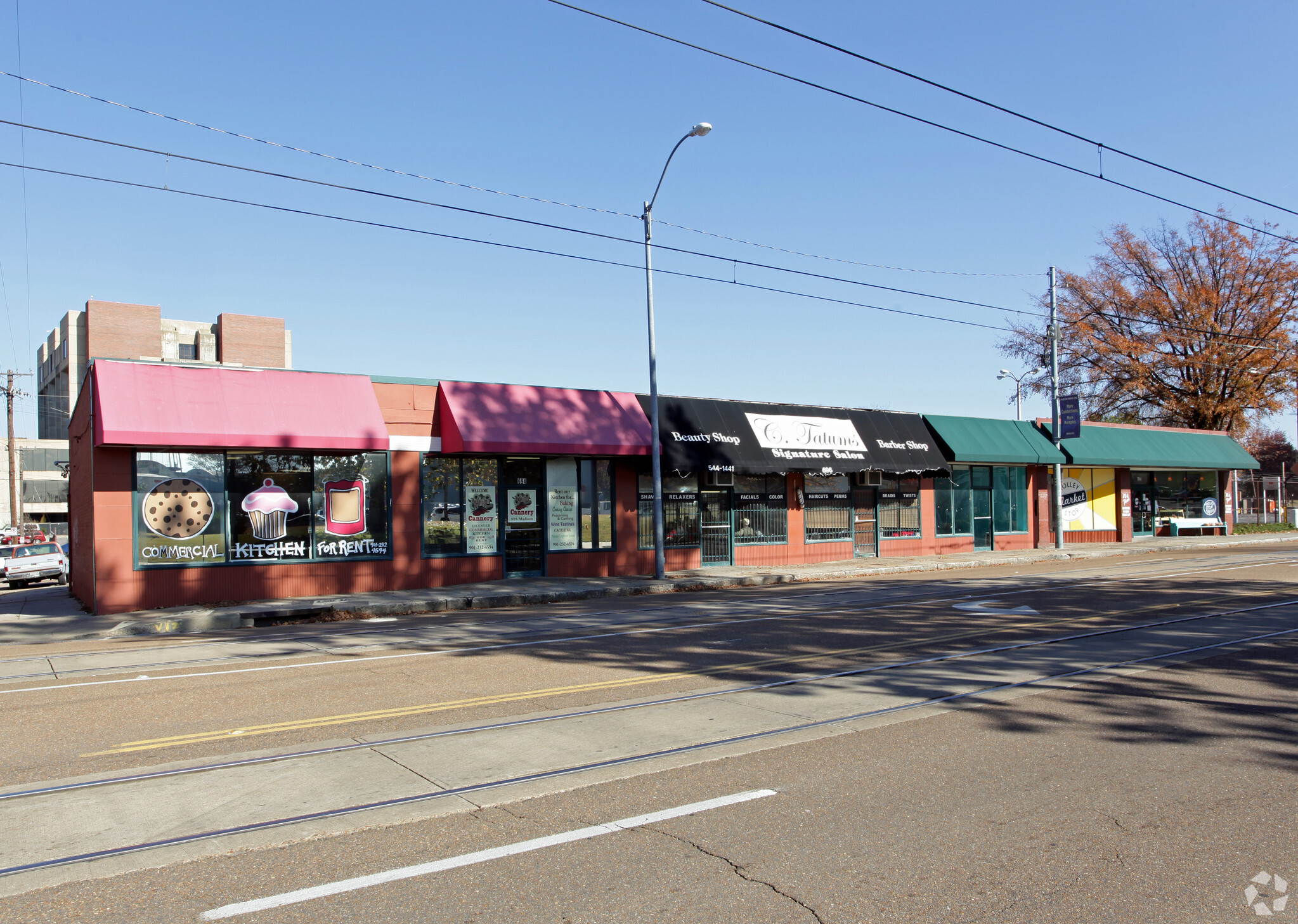 694-704 Madison Ave, Memphis, TN for lease Primary Photo- Image 1 of 7