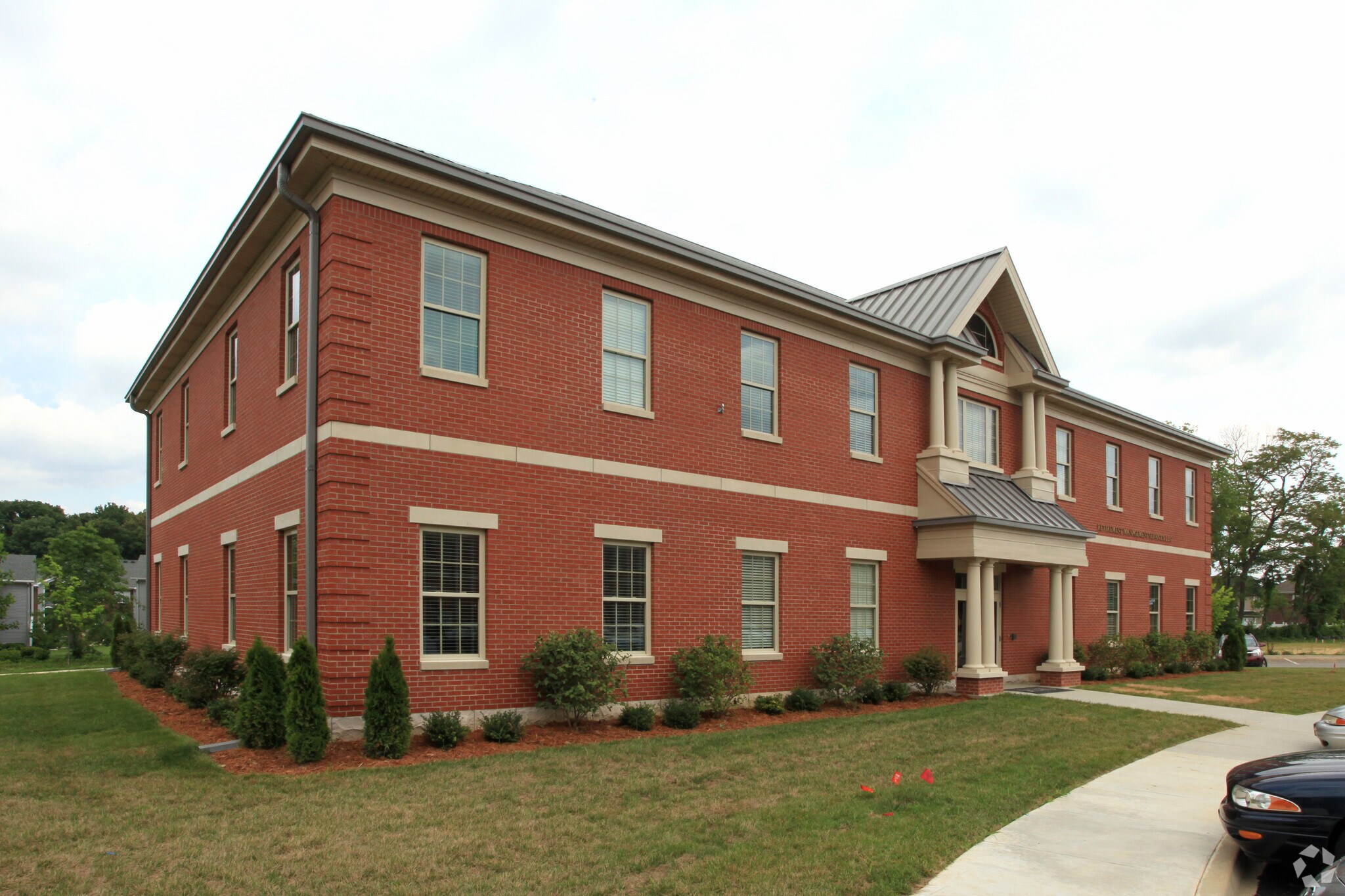 Lily Creek Road Office Condominiums Louisville, KY for Sale