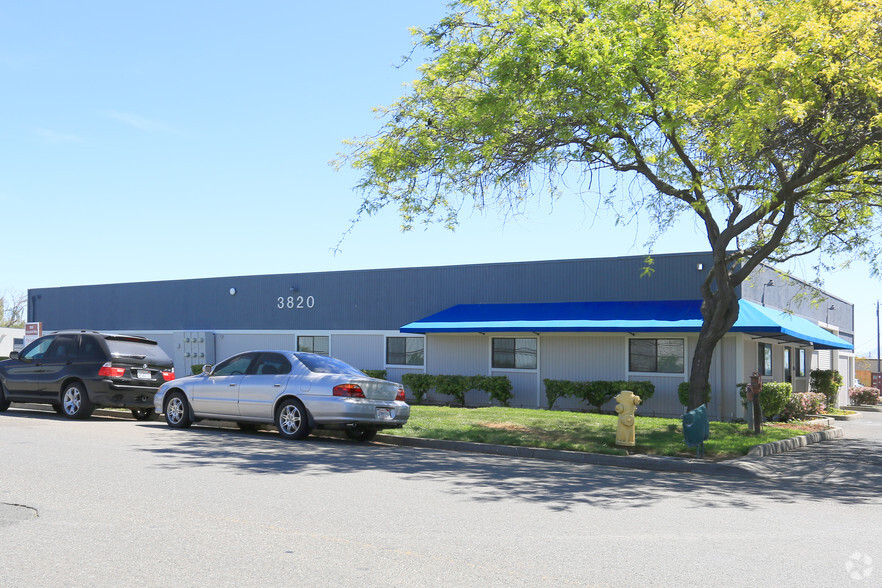 3820 Industrial Way, Benicia, CA for lease - Building Photo - Image 2 of 15