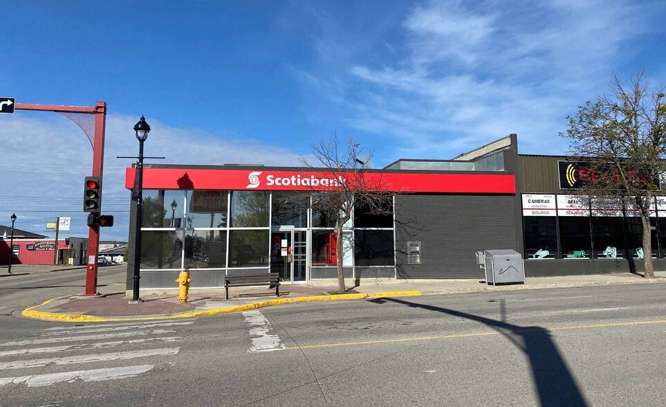 402 50 St, Edson, AB for sale - Primary Photo - Image 1 of 1