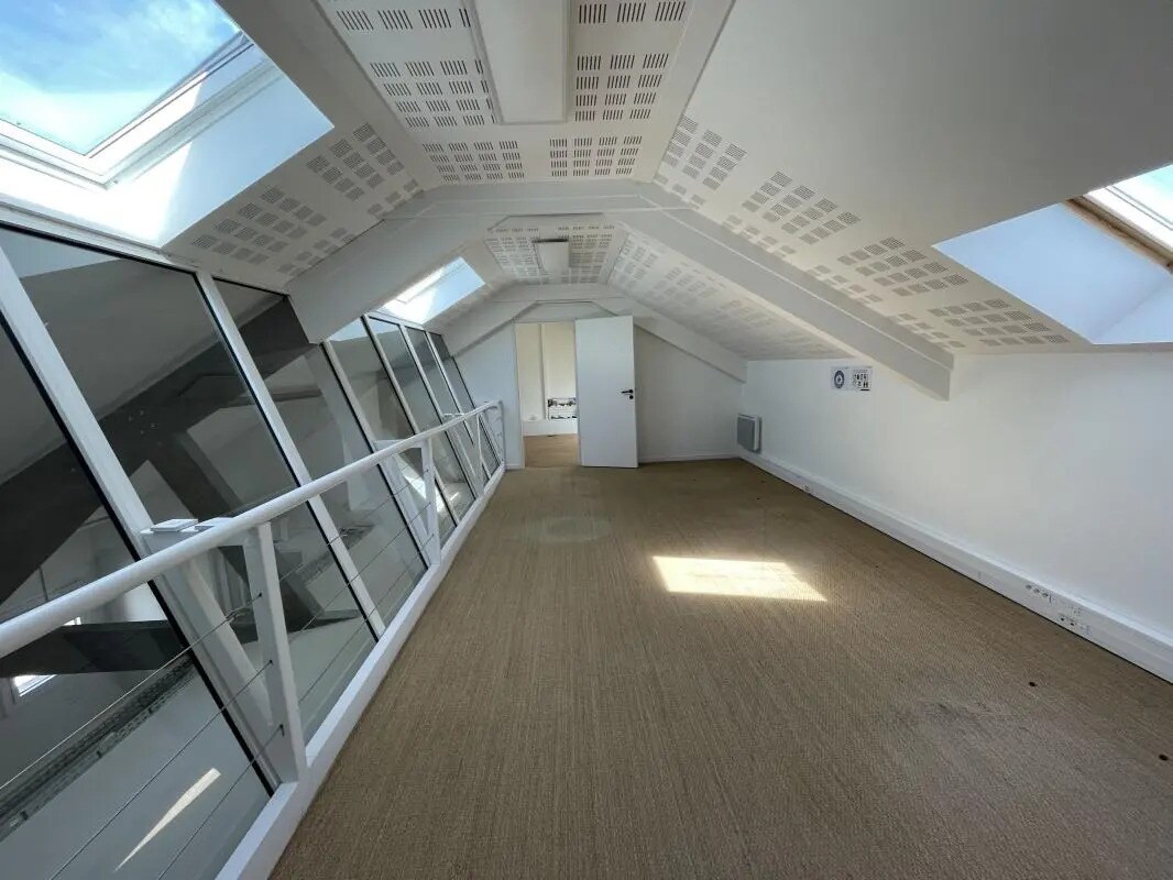 3 Rue Emile Péhant, Nantes for lease Interior Photo- Image 1 of 11