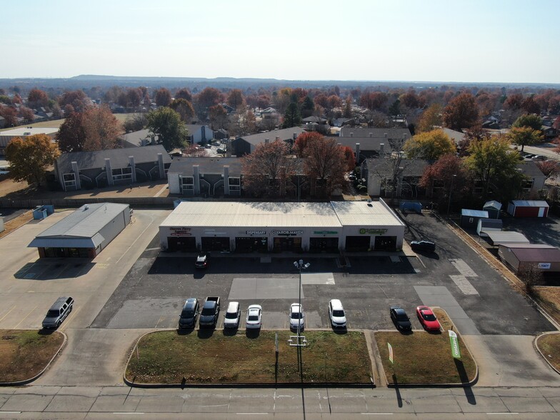 3405-3423 N Chandler Rd, Muskogee, OK for lease - Building Photo - Image 3 of 5