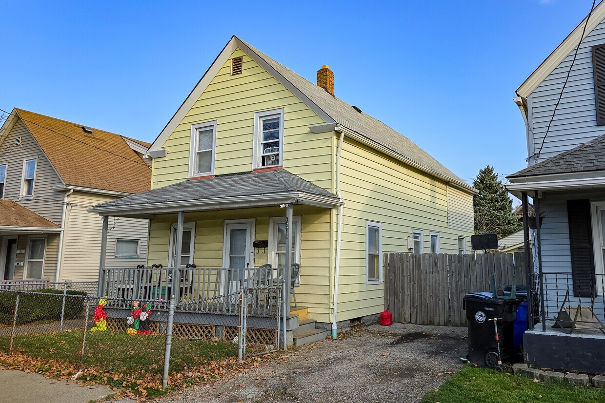 3571 W 46th St, Cleveland, OH for sale Primary Photo- Image 1 of 2