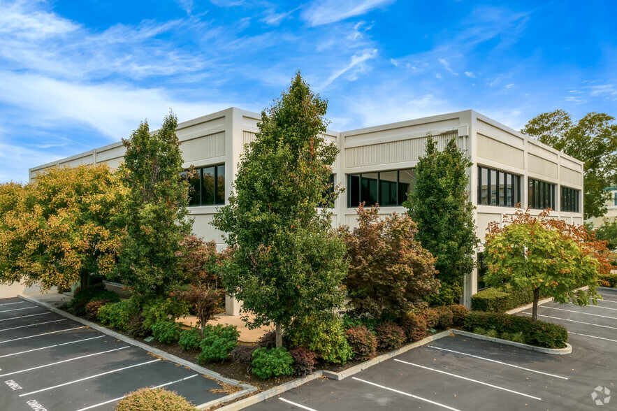 3950 Fabian Way, Palo Alto, CA for lease - Building Photo - Image 2 of 4