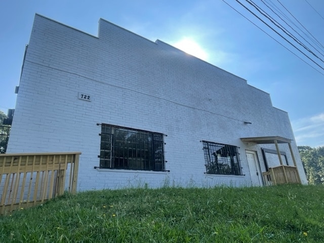 722 Hayne St, Spartanburg, SC for lease - Building Photo - Image 2 of 4