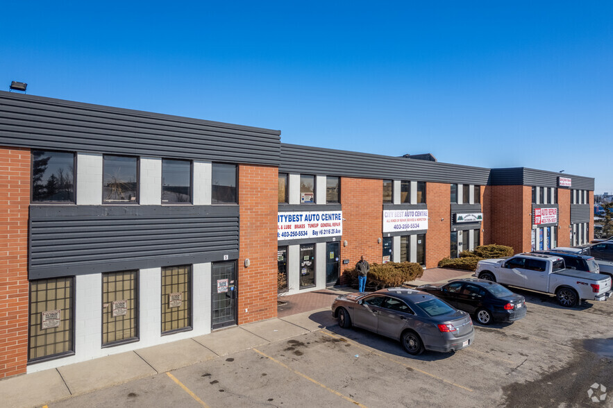 2116 25th Ave NE, Calgary, AB for lease - Building Photo - Image 2 of 6