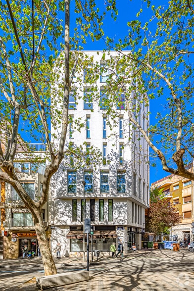 Office in Terrassa, Barcelona for sale - Building Photo - Image 3 of 3