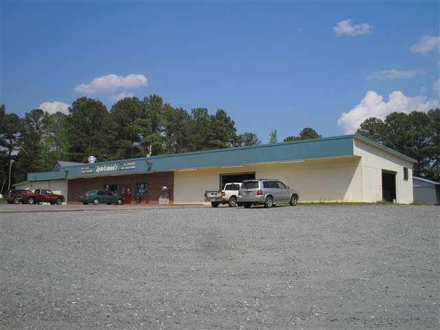692 N Hwy 81, Calhoun Falls, SC for sale - Primary Photo - Image 1 of 1