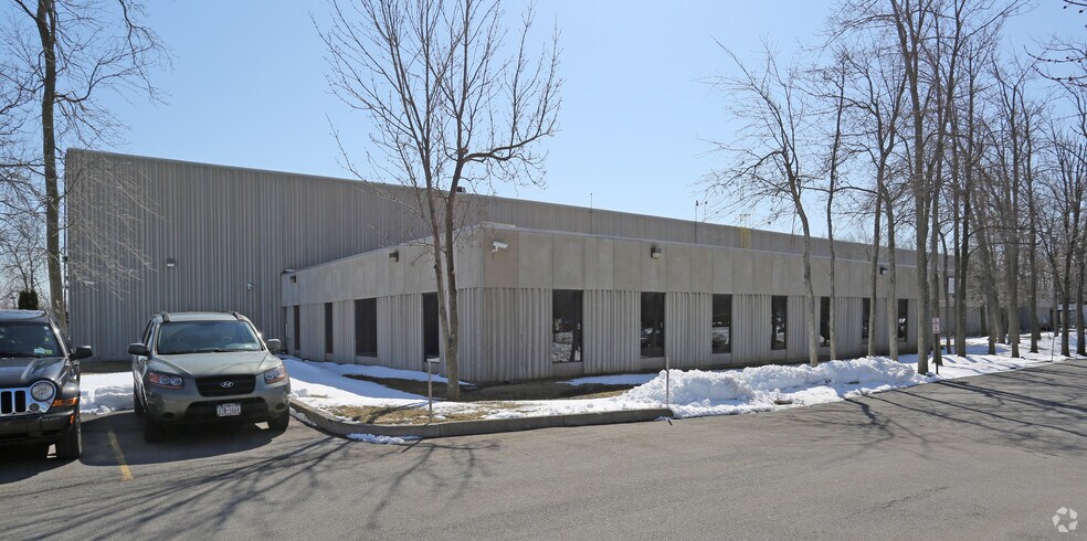 10 Curtwright Dr, Buffalo, NY for sale - Primary Photo - Image 1 of 1