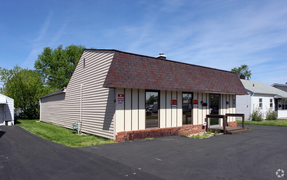 251 S Hamilton Rd, Columbus, OH for sale - Primary Photo - Image 1 of 1