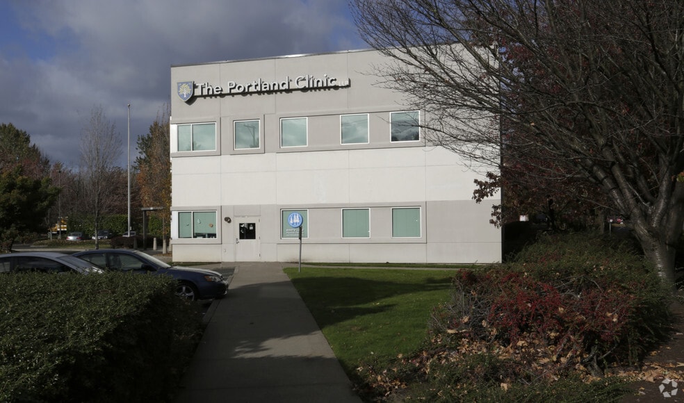 5847 NE 122nd Ave, Portland, OR for lease - Building Photo - Image 3 of 12