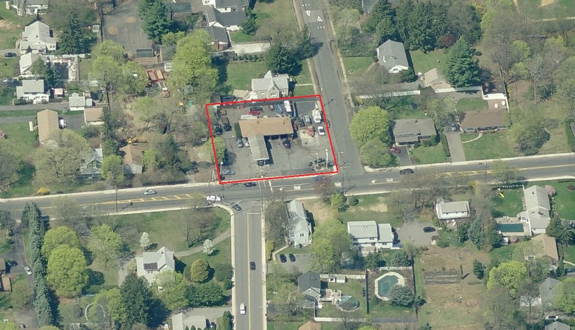 447 Newark Pompton Tpke, Pompton Plains, NJ for sale Primary Photo- Image 1 of 1