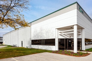 400-440 N York Rd, Bensenville IL - Warehouse