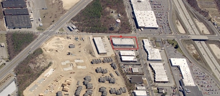 630 Broadway Ave, Holbrook, NY for lease Interior Photo- Image 2 of 5