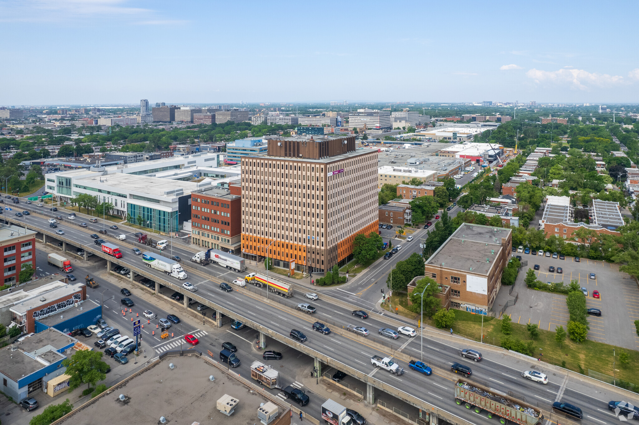 255 Boul Crémazie E, Montréal, QC H2M 1L5 - Office for Lease | LoopNet