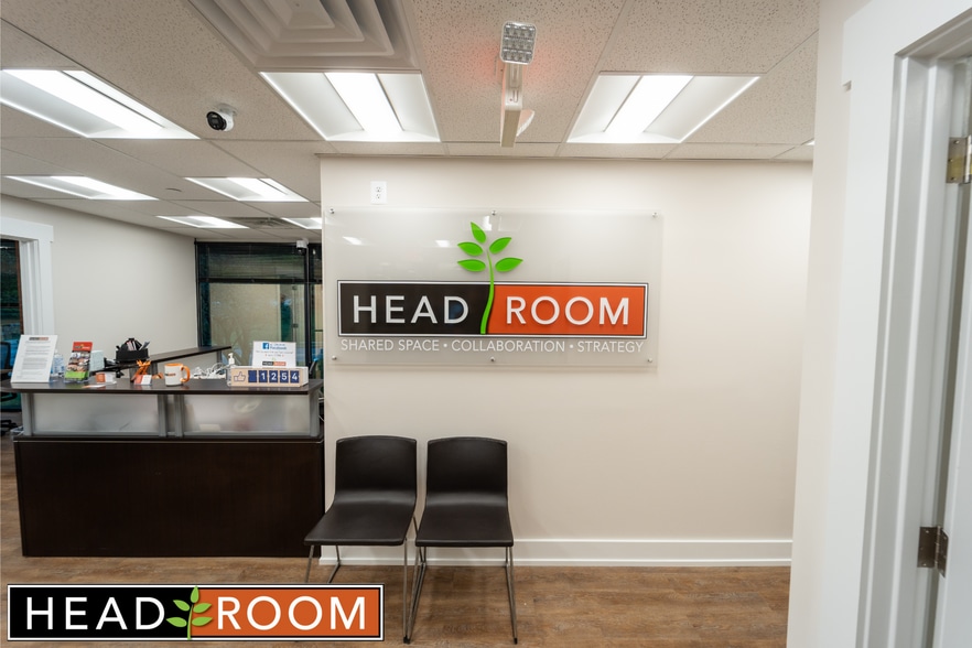 230 Sugartown Rd, Wayne, PA for lease - Interior Photo - Image 1 of 26